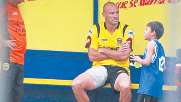 'Palomo” descartado y Pavón en la banca