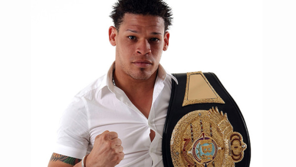 Boxeador puertorriqueño Orlando Cruz admite su homosexualidad
