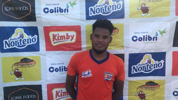 Mercado: Marathón y el fichaje que tiene 'amarrado', Roger Rojas aclara su futuro; dos mexicanos llegan a Liga Nacional