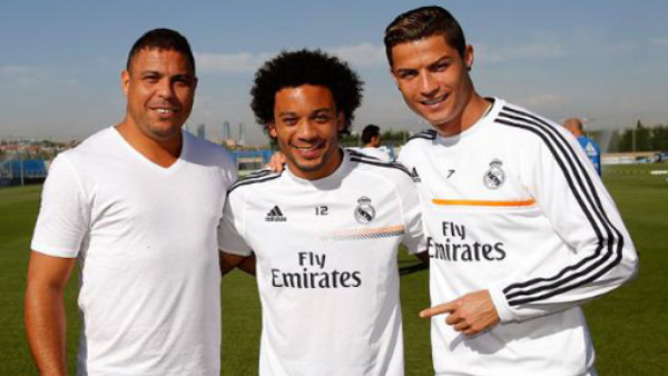 Ronaldo visita entrenamiento del Real Madrid