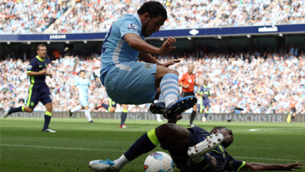 El Kun Agüero TRItura al Wigan