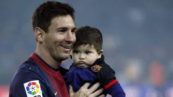 Messi celebra el año de su hijo Thiago con campaña por la infancia