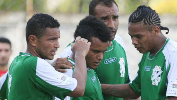 Michel Rivera pedirá perdón al técnico y jugadores de Platense