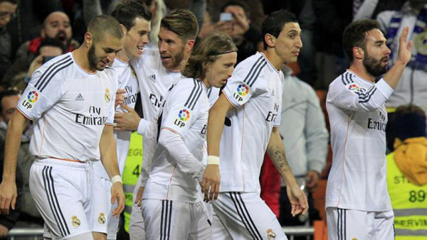 Sin CR7, Real Madrid golea en casa al Villarreal