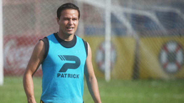 Costarricense del Victoria también le contestó a Rambo