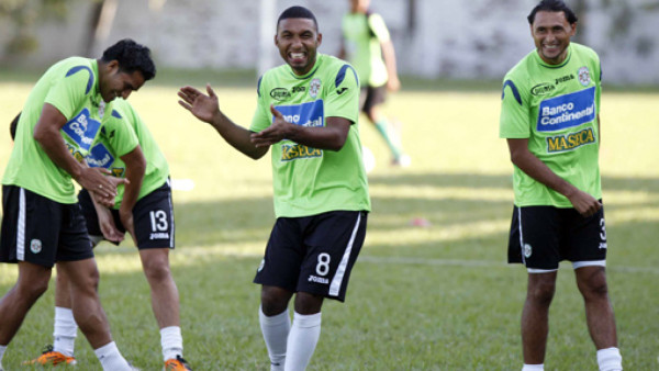 Marathón oficializa salida de otros tres jugadores