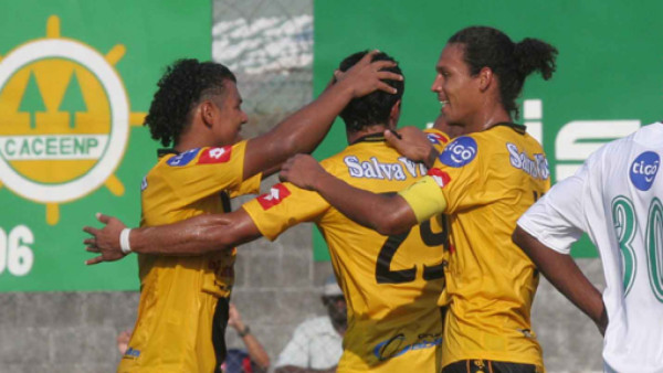 Real España es el nuevo líder de la Liga