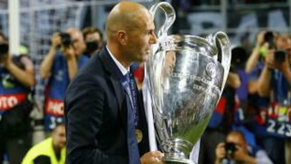 EN FOTOS: Los mejores 15 momentos de Zinedine Zidane con el Real Madrid &nbsp;&nbsp;