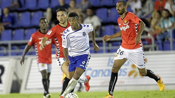 'Choco' Lozano retornó a las canchas en el empate de Tenerife