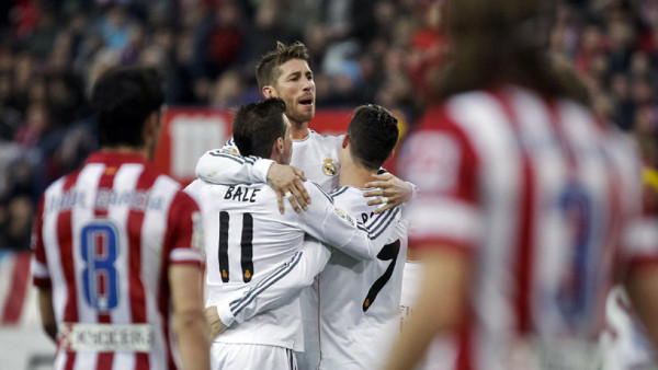 Real Madrid sufre, pero sigue líder en España