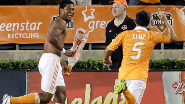 ¡Carlo Costly se estrena con el Houston!