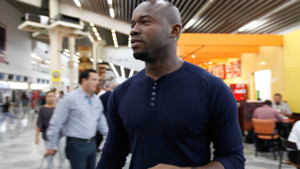 Hondureño Osman Chávez confiesa que vive un momento difícil