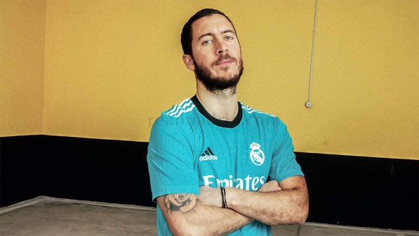 Los aficionados la odian: Real Madrid presenta su tercer uniforme de la temporada 2021/22 entre críticas