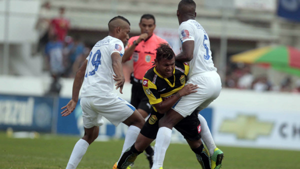 EN VIVO: Olimpia vence 2-0 al Real España