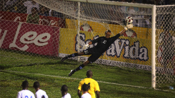 Honduras frena mala racha con Jamaica