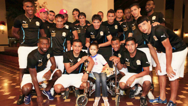 Dania Sabillón, la niña que conmovió al Olimpia