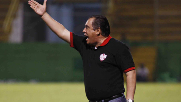 Edwin Pavón explota y hace serias acusaciones