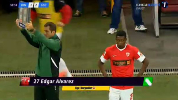 Reapareció Edgar Álvarez en derrota del Dinamo de Bucarest