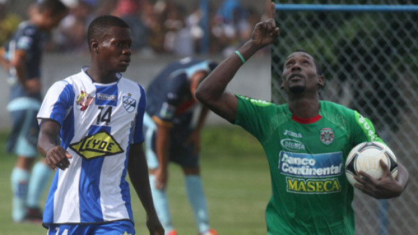 Mitchel Brown y Júnior Lacayo, las sorpresas en Honduras