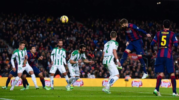 La Liga de España estrena espectacular balón Nike en 2015