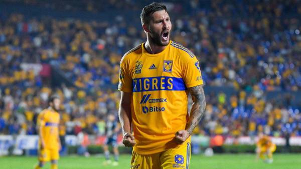 Gignac seguirá con la camisa de Tigres hasta el 2025. Quiere seguir haciendo historia.
