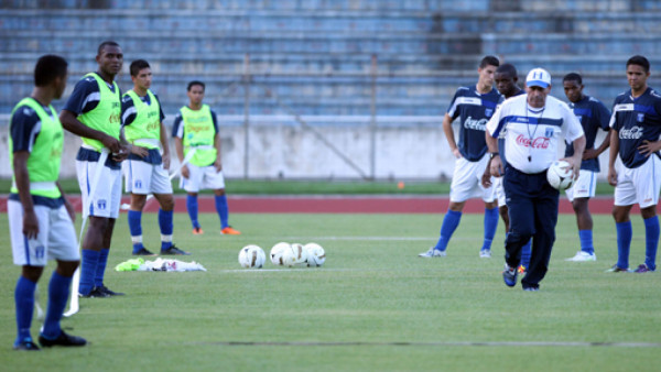 Sub-23 de Honduras entrenó completa