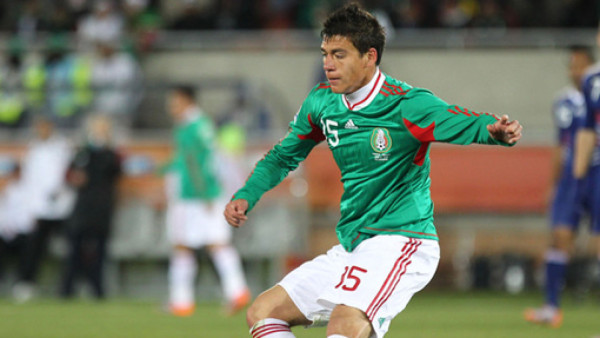 Mexicano podría ser compañero de Edgar en Palermo