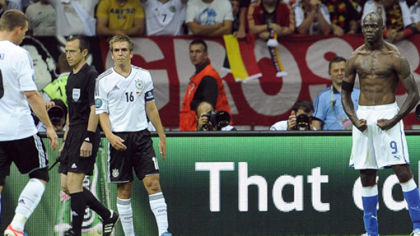 'Alemania se rinde ante Balotelli': Medios italianos