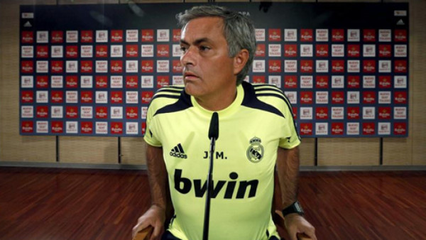 Mourinho: 'Luka Modric jugará donde esté cómodo'