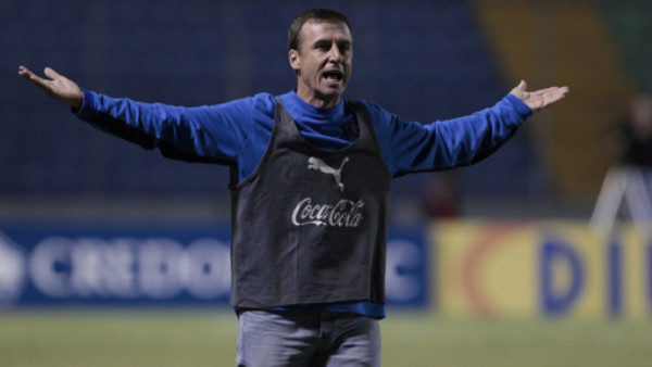 Tosello: 'Pudimos hacer un gol más'