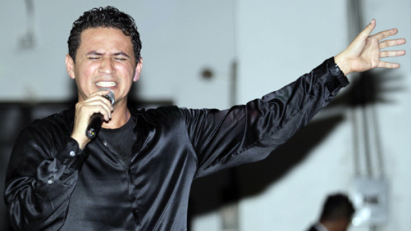 Carlos Oliva: 'Me despojé de dinero y carros por Dios”