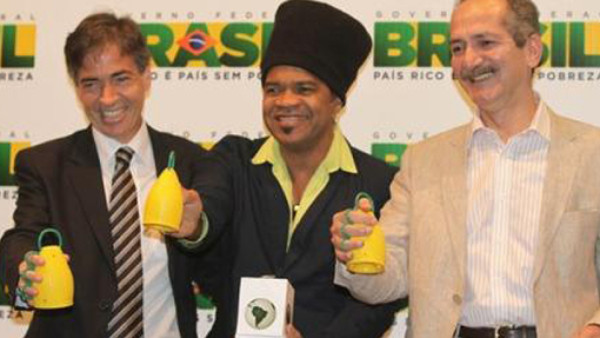Para Brasil 2014, la 'Caxirola' sustituirá la 'Vuvuzela'
