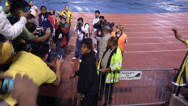Así vive la afición hondureña el Real España-Chicago Fire