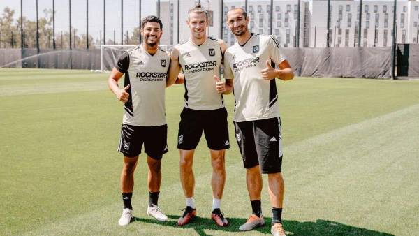 El LAFC logró coronarse en la MLS en la pasada temporada en la que se juntaron Carlos Vela, el campeón europeo Georgio Chiellini y el pentacampeón de la Champions League Gareth Bale.