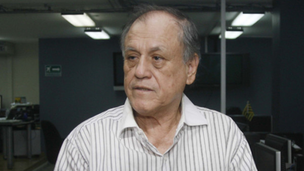 Chelato Uclés: 'Honduras debe esconder algo en la Copa Uncaf'