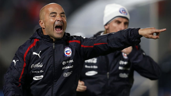 Sampaoli viaja a Europa para reunirse con seleccionados chilenos
