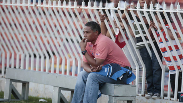 Cuate Castillo: 'Hay que tomarlo con tranquilidad, no hemos ganado nada”