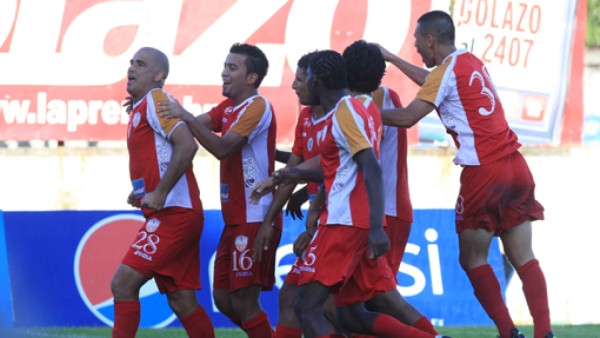 Choloma sorprende en la Liga, Platense en problemas