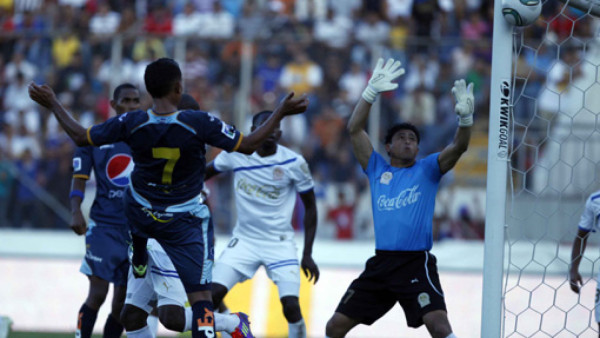 Olimpia y Motagua decepcionaron