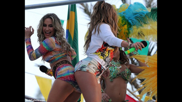 Pitbull, JLO y Leitte ensayan canción del Mundial en Fort Lauderdale