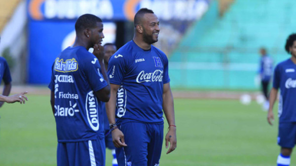 Muma Bernárdez: 'El favorito es Costa Rica”