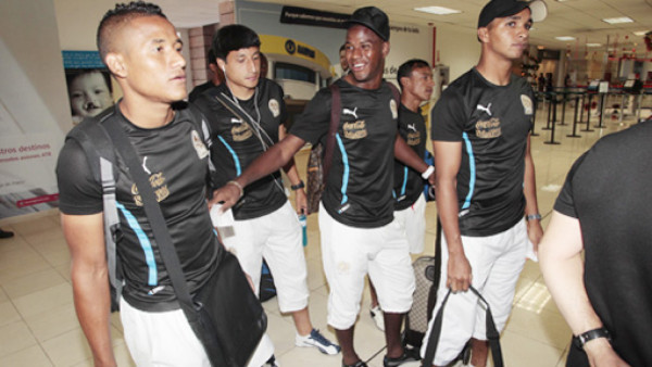 Olimpia completo y listo para el primer partido de la final