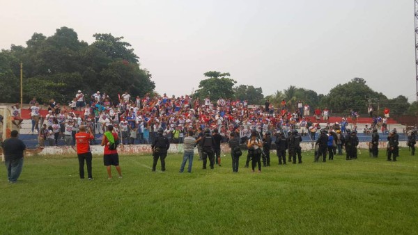 ¡Dramático! Luis Ángel Firpo consuma su descenso en El Salvador