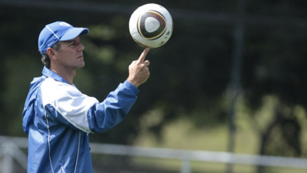 'Me sorprende la potencia del hondureño'