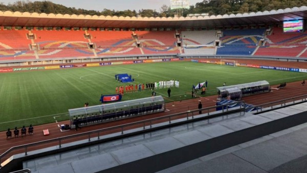 Las únicas imágenes del histórico partido ''fantasma'' entre Corea del Norte y Corea del Sur