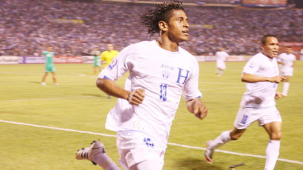 Carlo Costlly: 'Lo que más me gusta es golear a México'