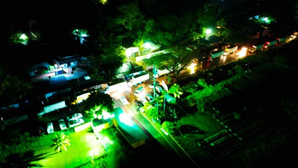 ¡Gracias hermanos! El Salvador envía a Honduras 54 camiones con 30 toneladas de alimentos para afectados de Eta