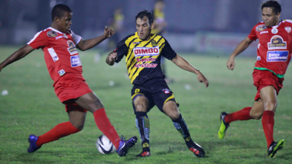 Choloma arruinó el festejo al Real España