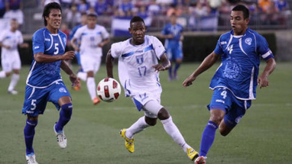 Honduras domina la serie histórica ante El Salvador