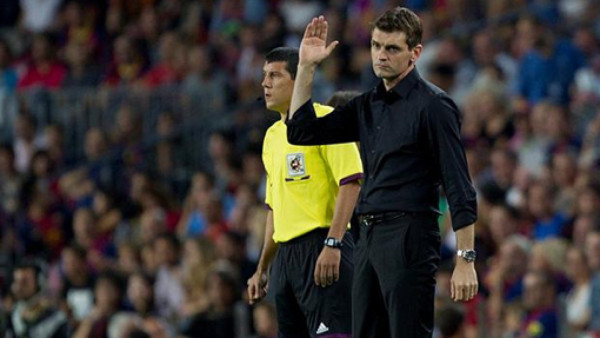 'El árbitro se puede equivocar en cualquier acción': Tito Vilanoa